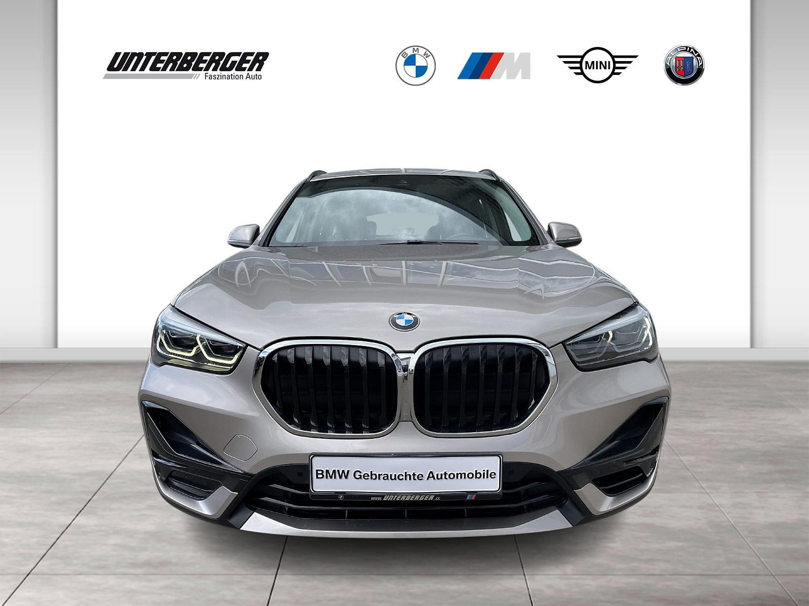 BMW X1 xDrive20i Sport Line-Panorama Glasdach-Head U