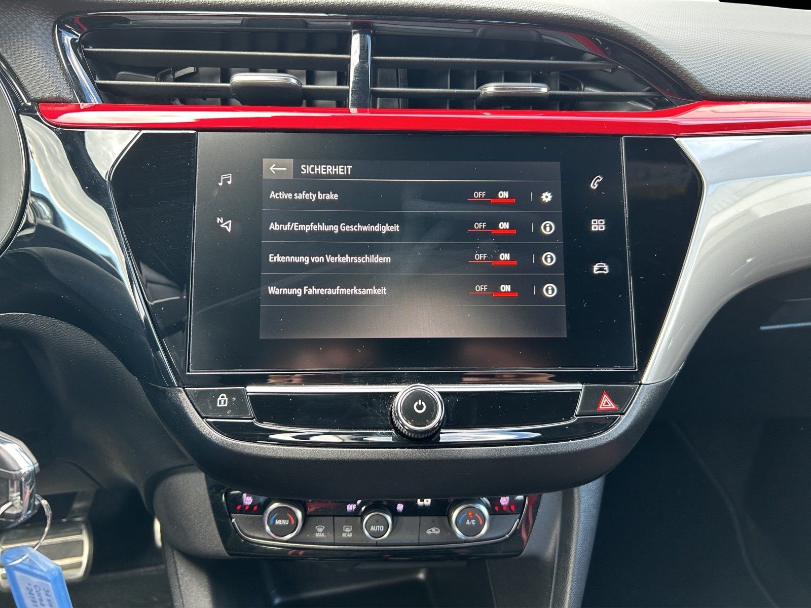 Fahrzeugabbildung Opel CORSA F GS LINE 1,2l 96kW AT PDC/LED/CAM/CARPLAY