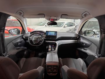 Peugeot 5008 - 12