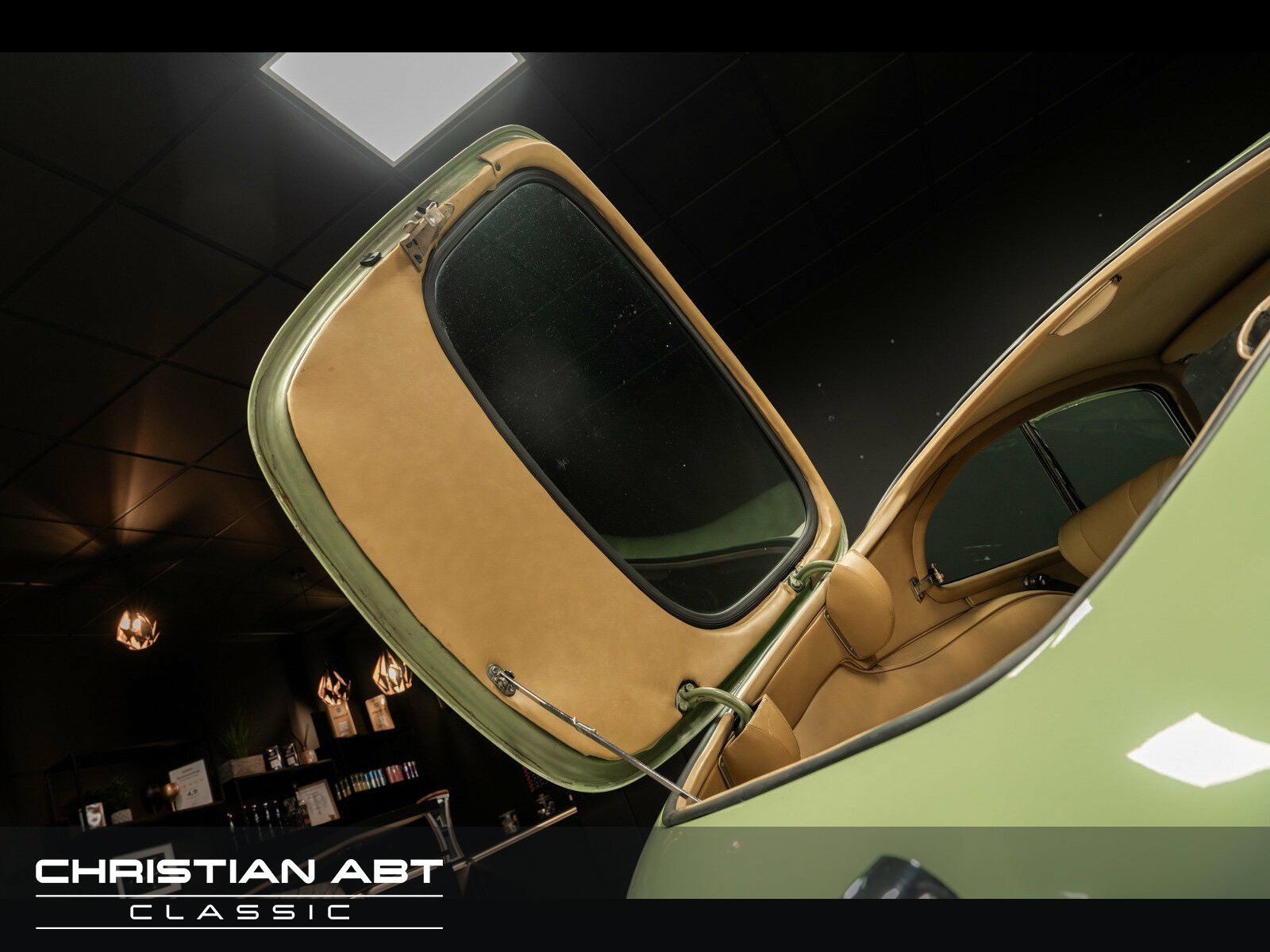 Fahrzeugabbildung Jaguar E-Type 4.2 Serie2 - Wertgutachten Note 1