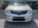 Toyota Avensis Kombi Executive - Toyota Avensis Gebrauchtwagen in Hamburg