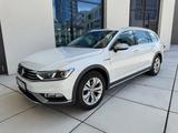 Volkswagen Passat Alltrack 2.0 TDI SCR 140kW DSG 4MOT A... - Gebrauchtwagen in Tschechische Republik