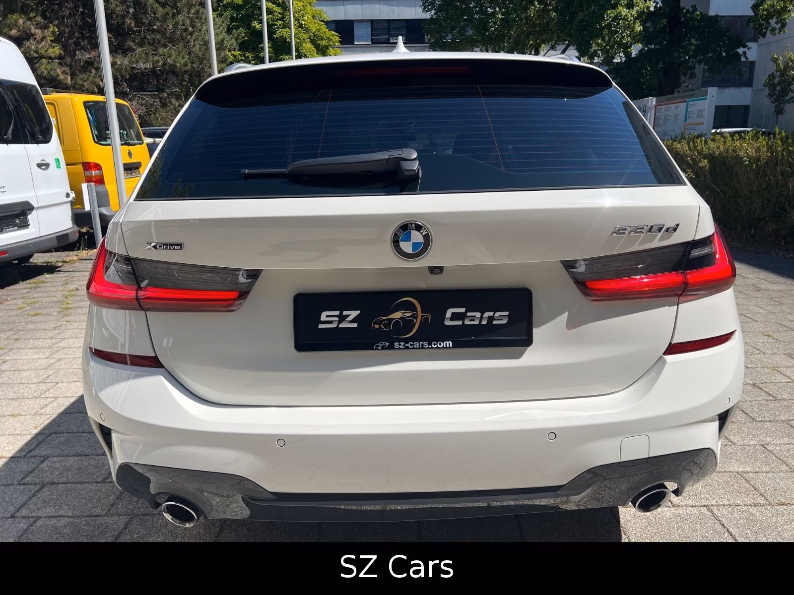 BMW 330d Touring xDrive M Sport*AHK*PANO*