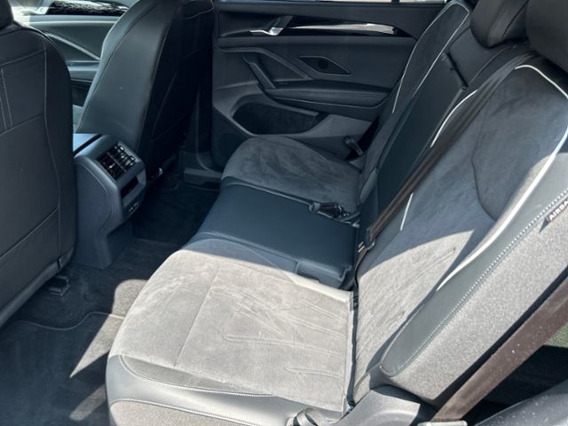 Fahrzeugabbildung Volkswagen Tayron 2.0 TDI ELEGANCE 4MOTION 7-SITZER LED-PLU