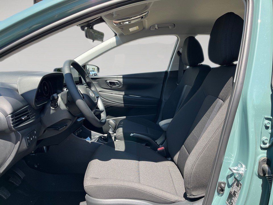 Fahrzeugabbildung Hyundai i20 1.0T 100PS Trend Licht Komfort BOSE