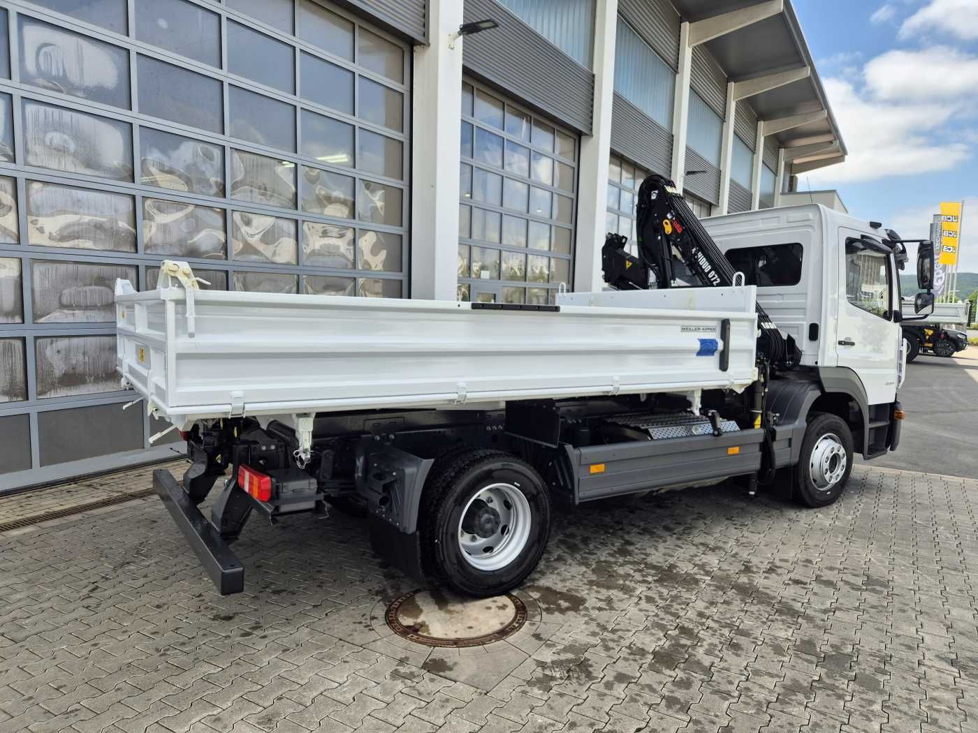 Fahrzeugabbildung Mercedes-Benz Atego 1224 KK Kipper+Kran+Funk+Greifersteuerung