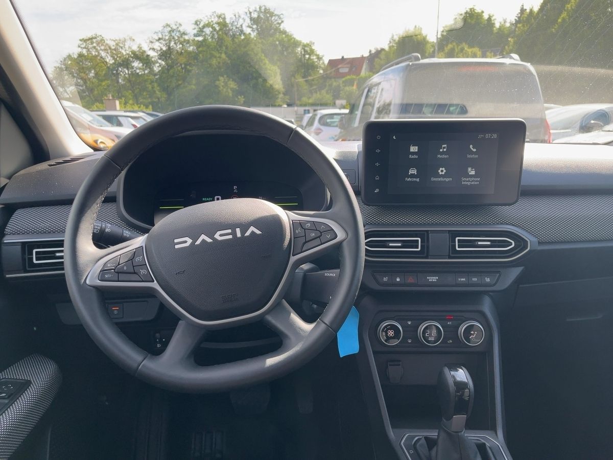 Fahrzeugabbildung Dacia Jogger Expression HYBRID 140 SHZ Kamera