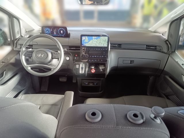 Fahrzeugabbildung Hyundai STARIA HEV 9-Sitzer (MY25) 1.6 T-GDI (225 PS) 6-