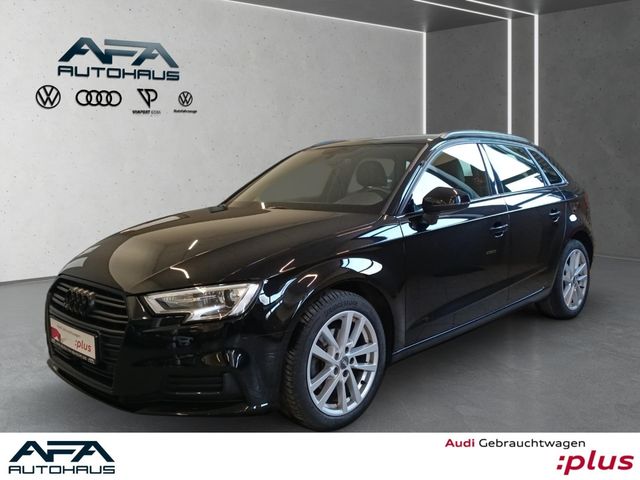 AUDI A3 Sportback 35 TFSI Design S tronic Xenon*Navi*