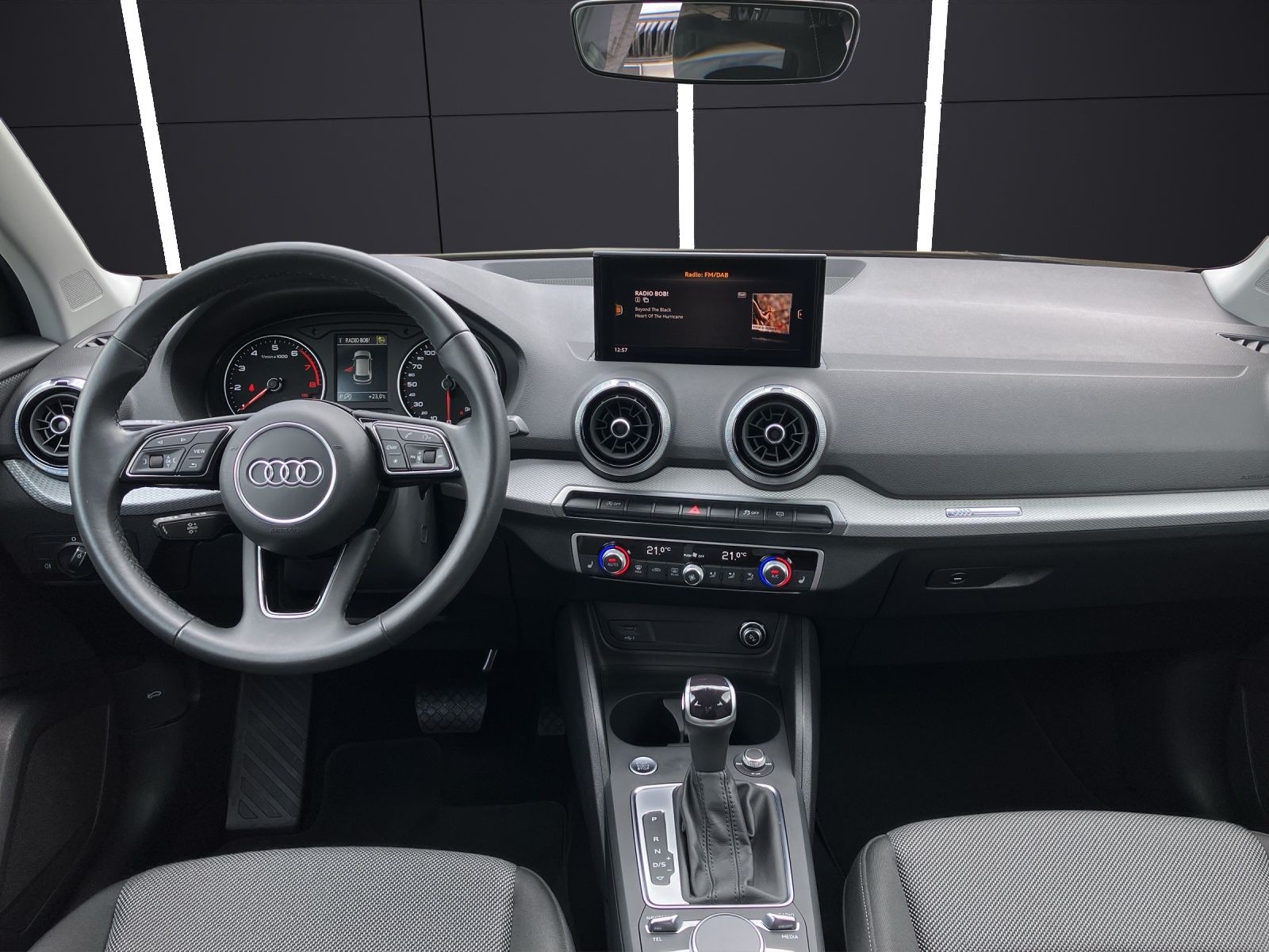 Fahrzeugabbildung Audi Q2 35 TFSI advanced S tronic LED Vorb AHZV