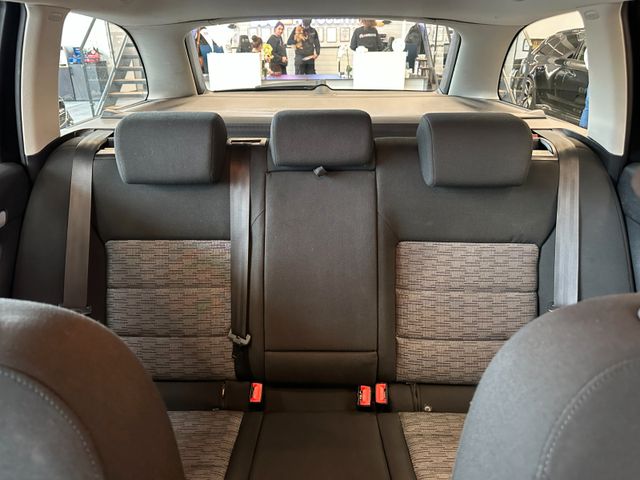 MYAUTOCENTER – Gebraucht- und Jahreswagen mit Werkstattservice in Pfaffenhofen Skoda Octavia Combi Ambiente *Klima*TÜV NEU*