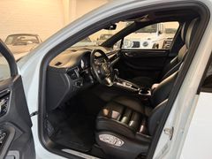 PORSCHE Macan S, 1. Hand, Standheizung, Sport Design,AHK