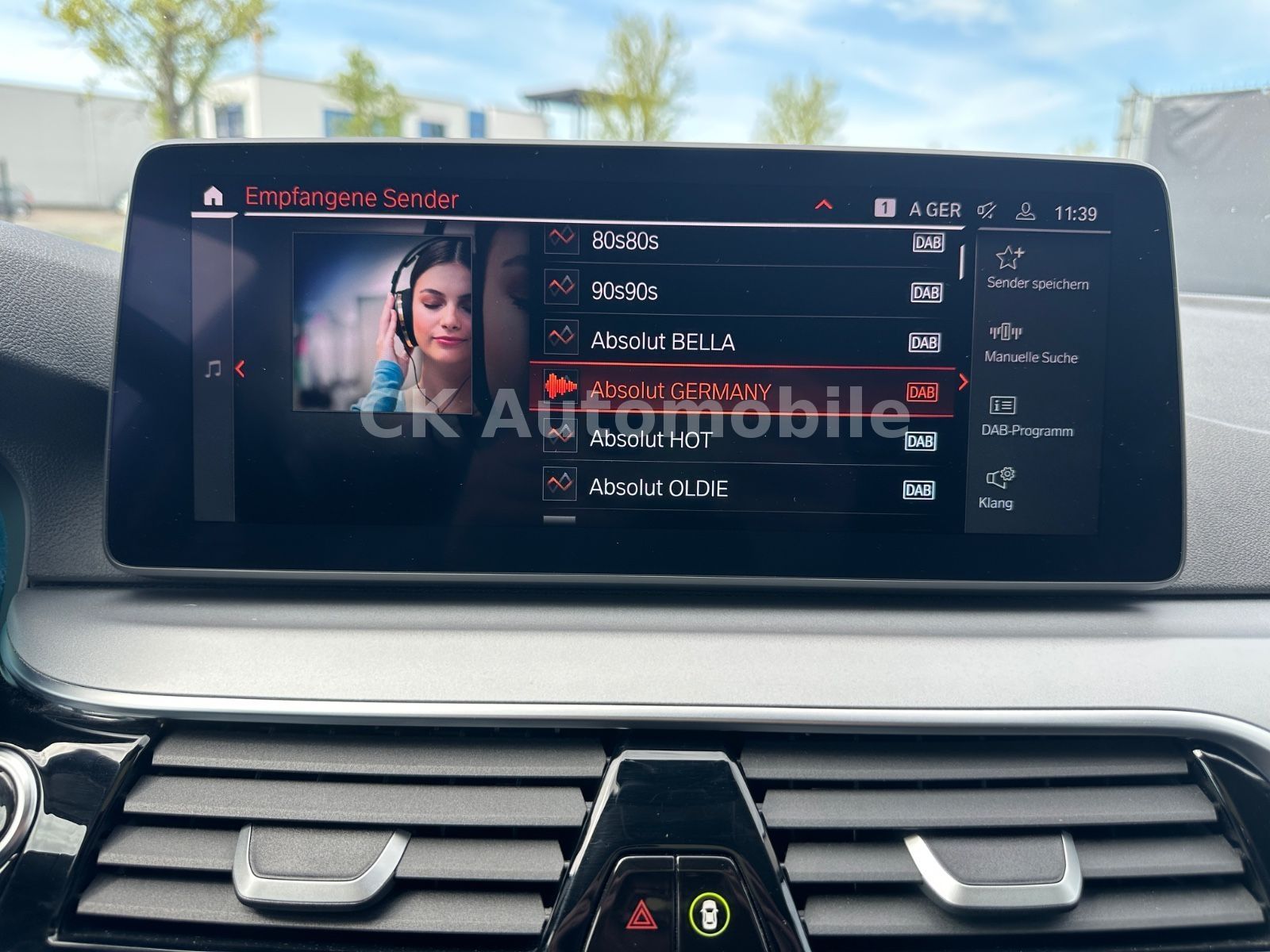 Fahrzeugabbildung BMW 520d Touring/Navi/Leder/Head-Up/Kamera/LED/ACC