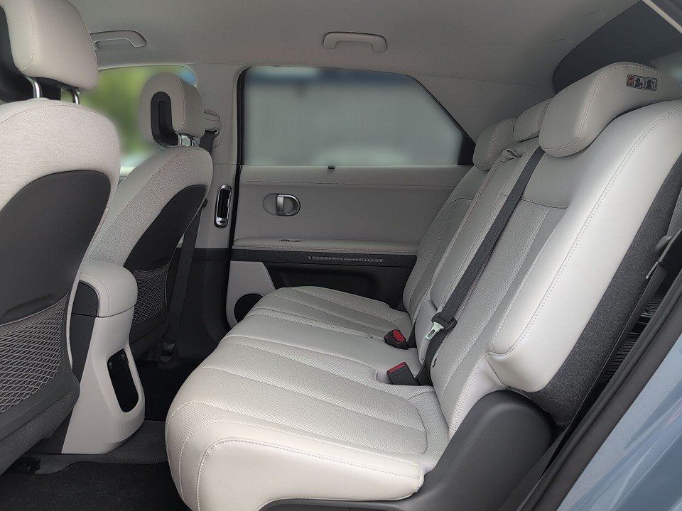 Fahrzeugabbildung Hyundai IONIQ 5 77kWh UNIQ 4WD ASSIS-P 1HD AHK GAR-04/31