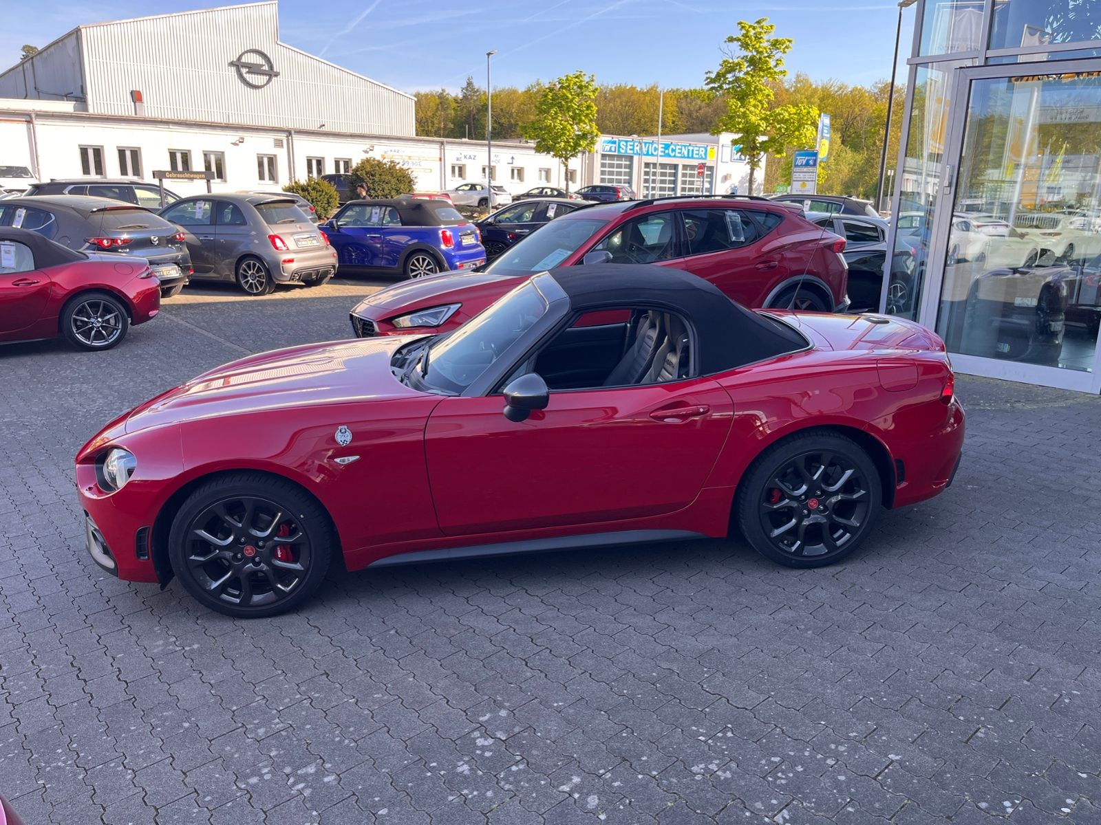 Fahrzeugabbildung Abarth 124 Spider Turismo LED BOSE NAVI