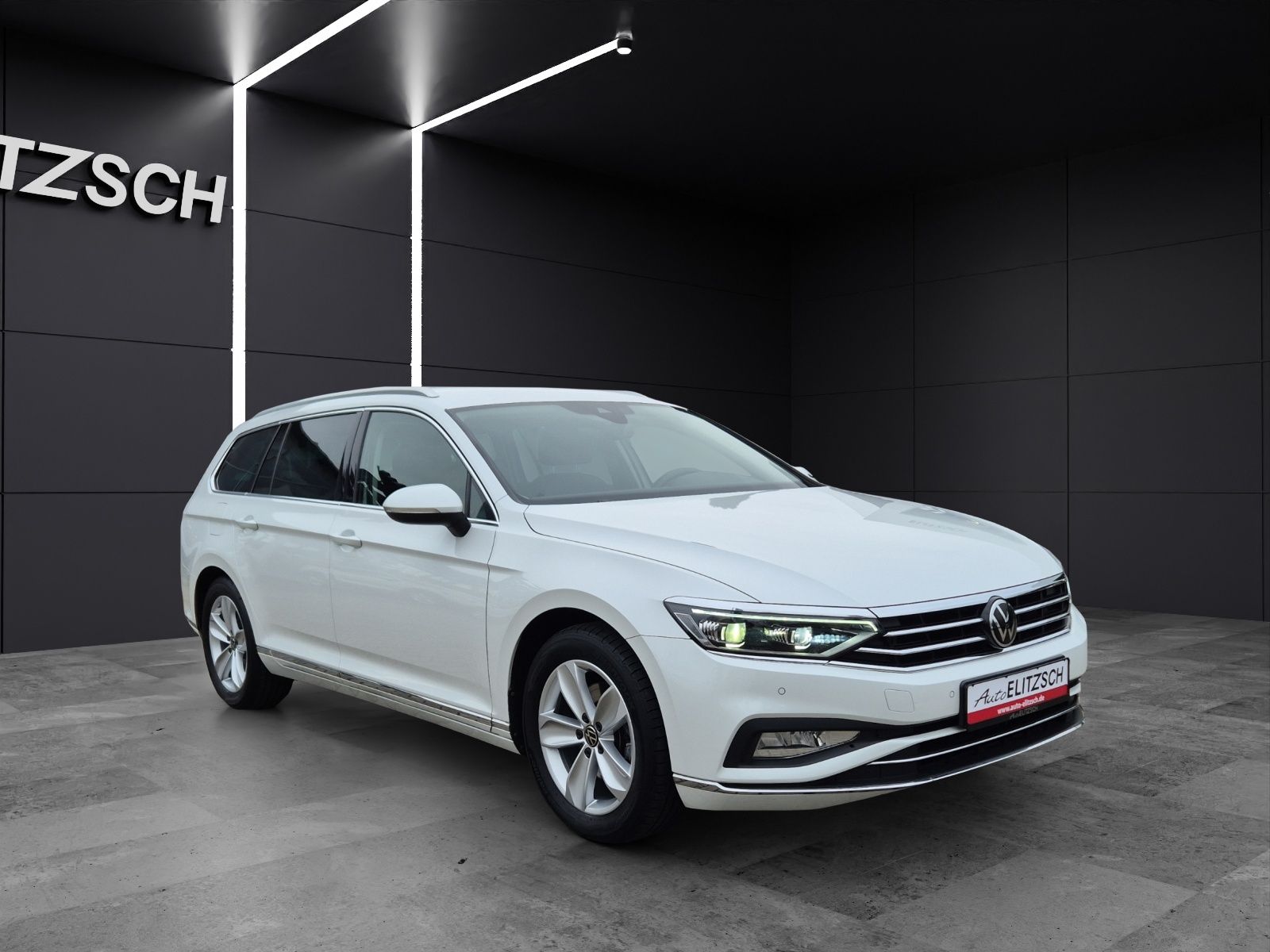 Fahrzeugabbildung Volkswagen Passat Variant TDI Elegance DSG Matrix Navi AID