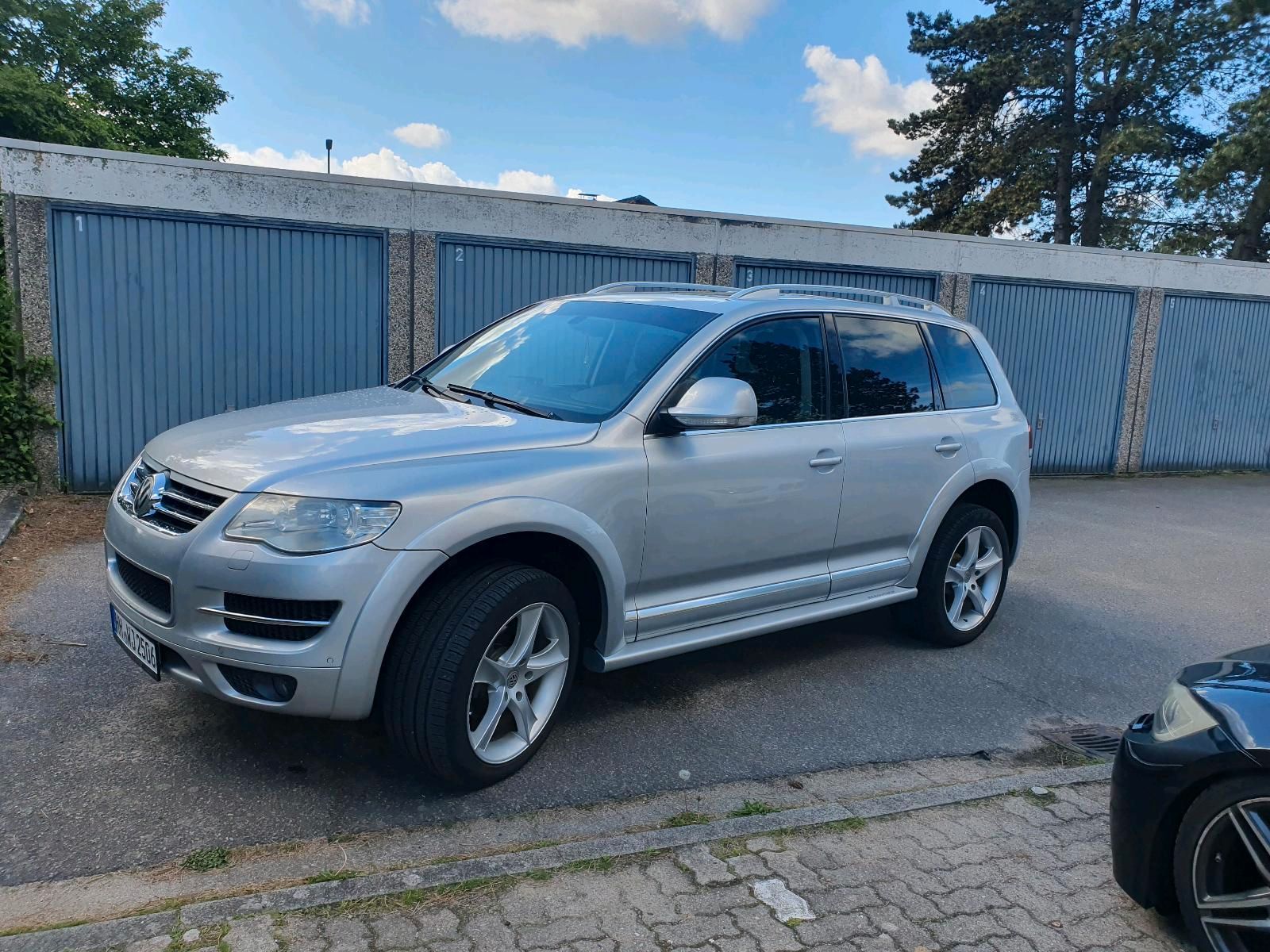 VW VW TOUAREG  R LINE