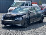 Volkswagen Passat Lim. Comfortline-EU5-2.0TDI-122TKM - Volkswagen Passat: Unfallwagen