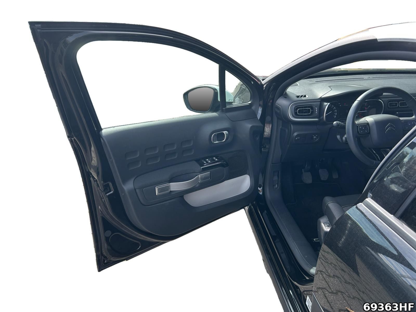 Fahrzeugabbildung Citroën C3 1.2 PureTech 110 Shine S&S *SHZ*NAVI*PDC