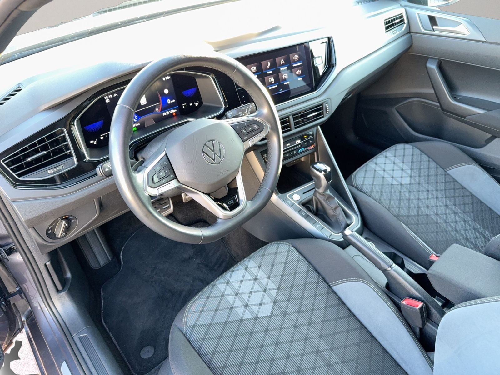 Taigo R-Line 1.5 TSI, IQ Drive, RearView, Matrix