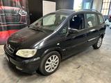 Opel Zafira 2000 cdi 101 cv 7 posti GANCIO TRAIN - Opel Zafira aus 2004 mit Diesel-Antrieb