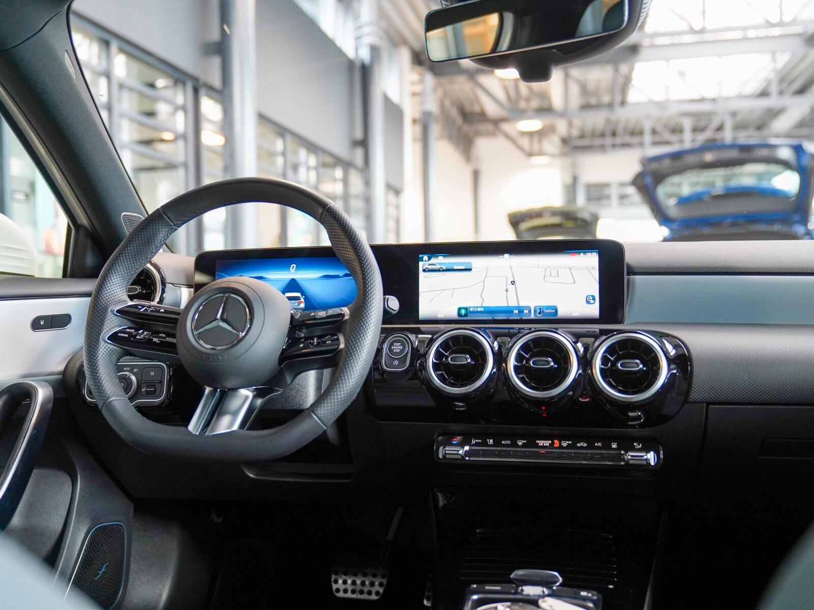 Mercedes-Benz A-Class d AMG Line 360° DISTRO Burmester Standhzg, миниатюра 8