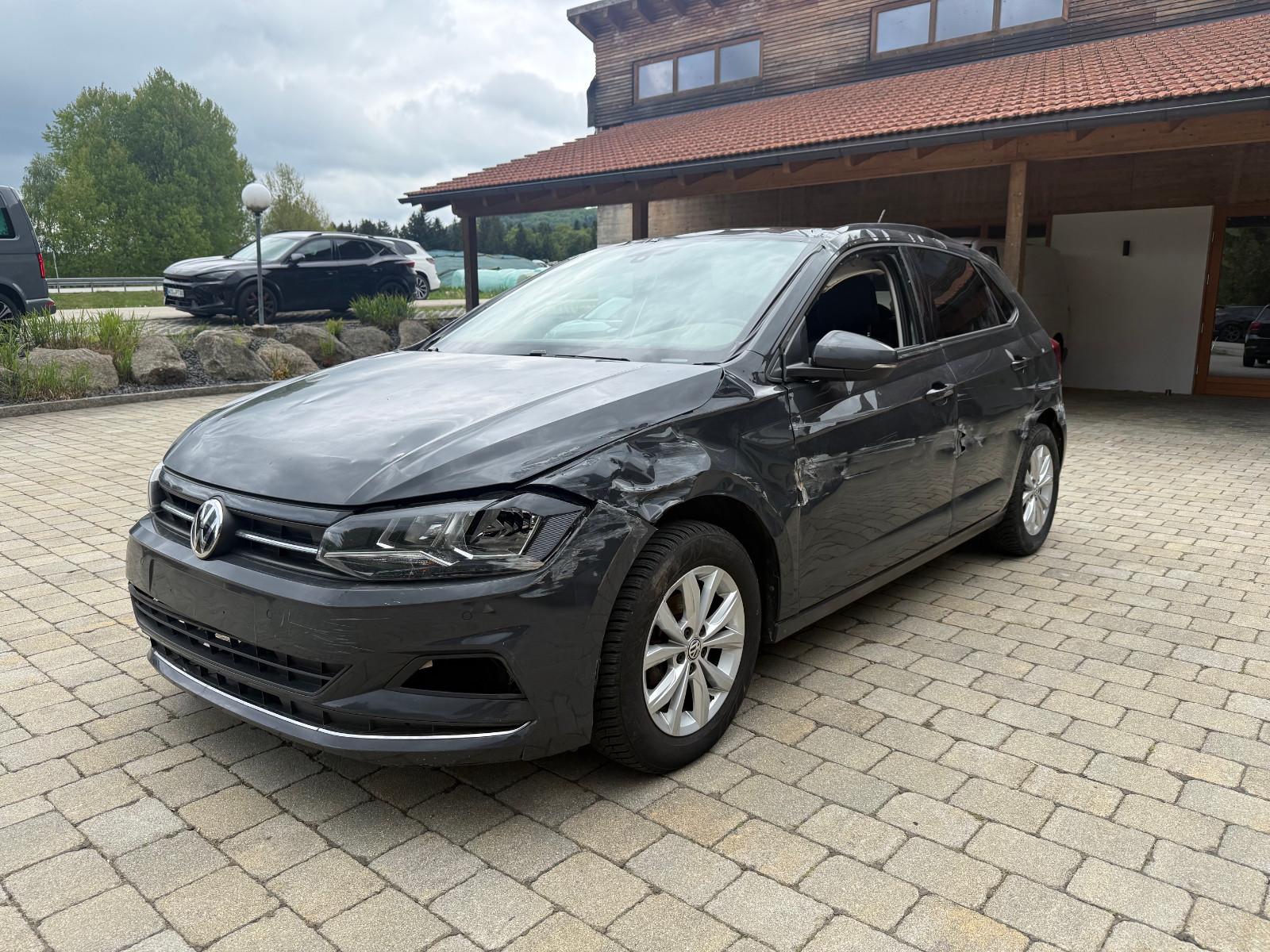 Volkswagen Polo VI 1.0 TSI Highline Climatronic/Navi