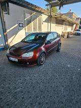 Volkswagen Golf 5 speziell Farbe - Volkswagen Golf: Spezi