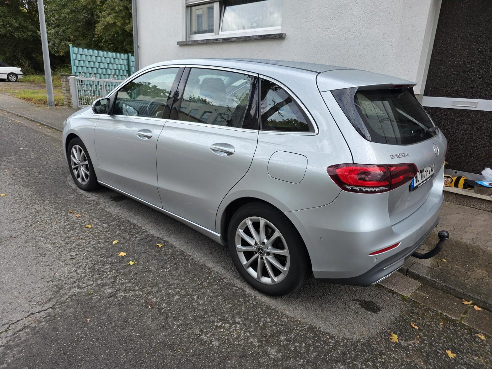 Mercedes-Benz B 180 d DCT Progressive