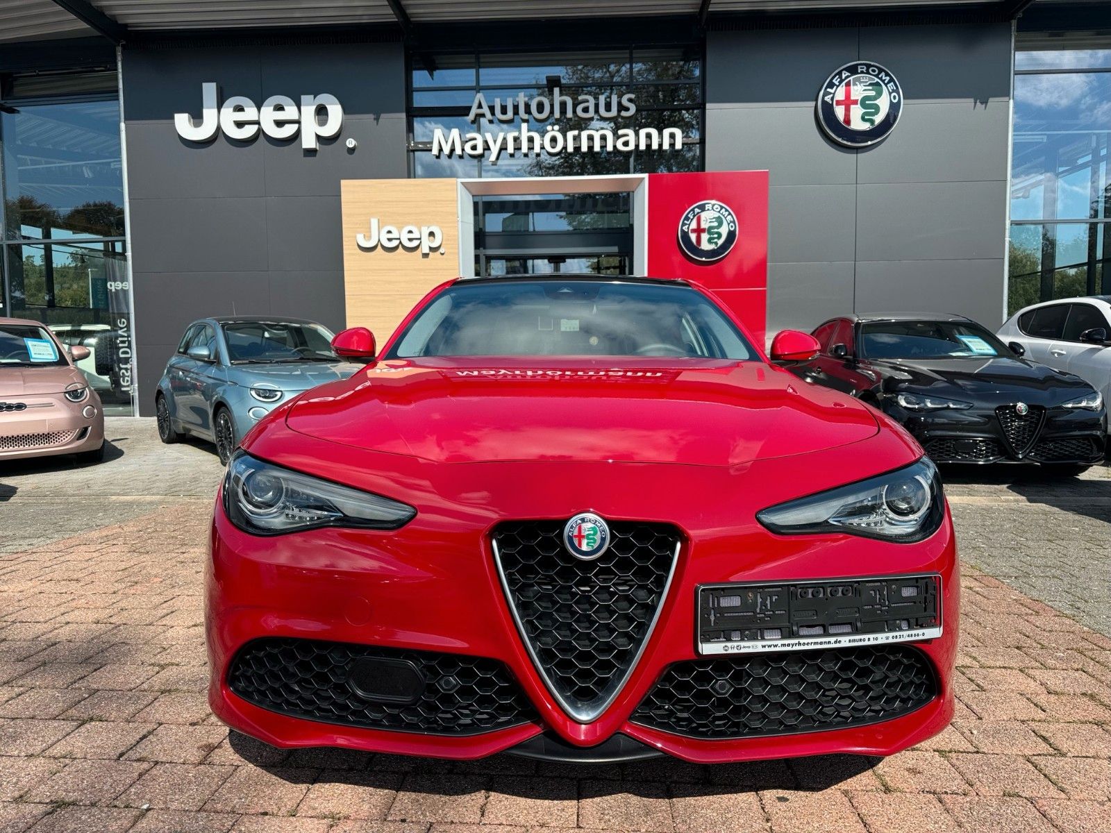 Fahrzeugabbildung Alfa Romeo Giulia Veloce 2.0 AWD 280PS PANORAMA MEMORY KAME