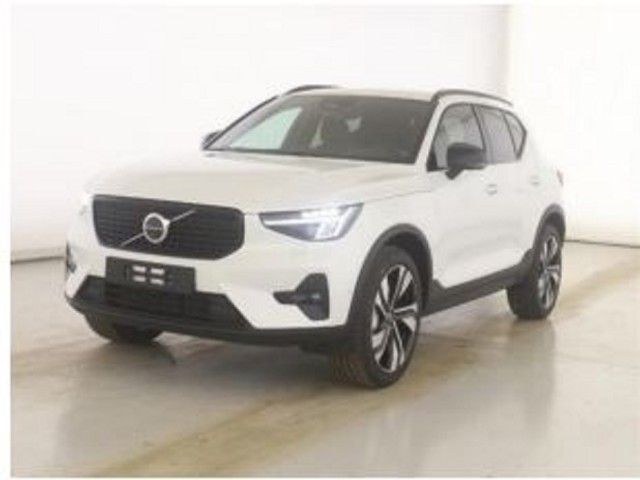 Volvo XC40 B4 Plus Dark/Navi/LED/AHK/360Kam/20Zoll