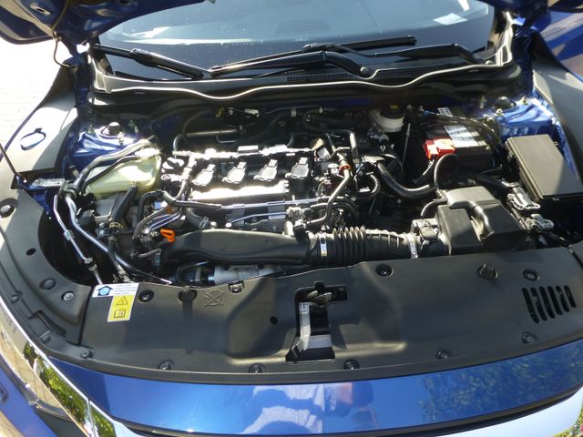 Honda Civic 1,5 VTEC Turbo Executive Limousine