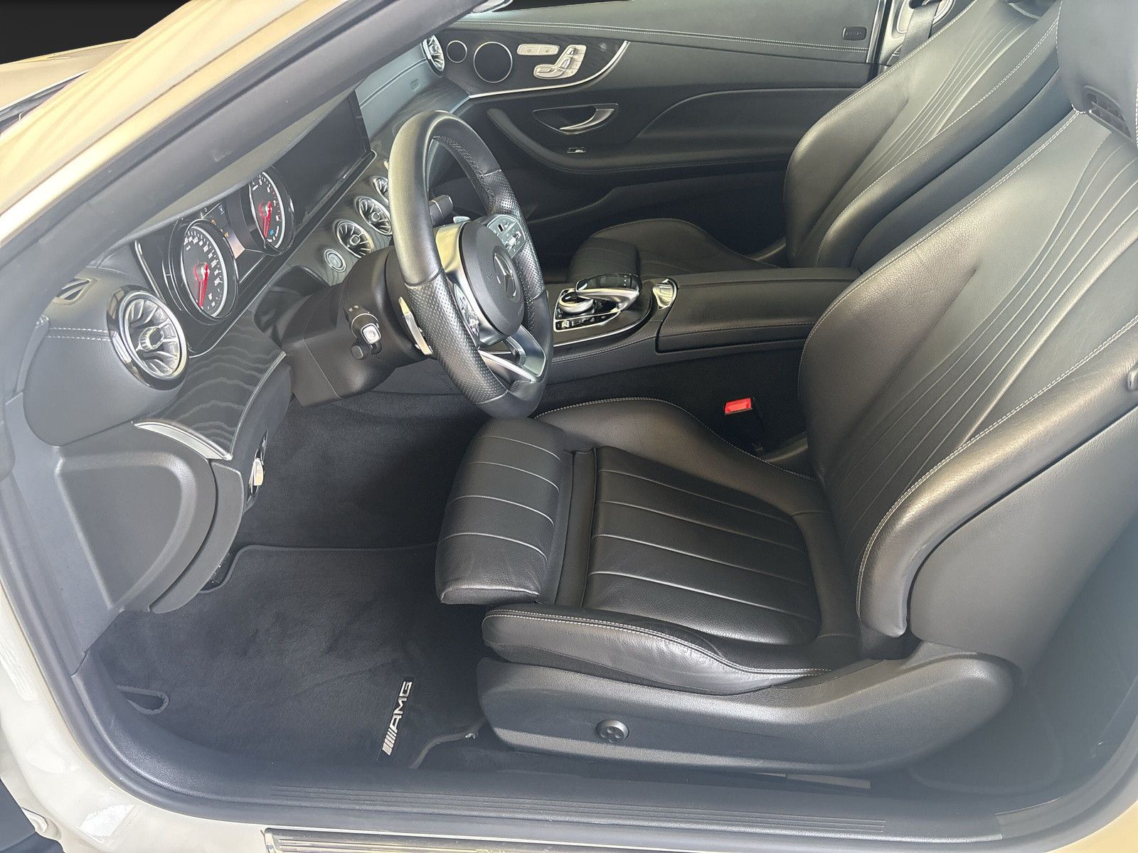 Mercedes-Benz E 200 Cabrio 4Matic Leder Standheizung Nightpak. foto 11