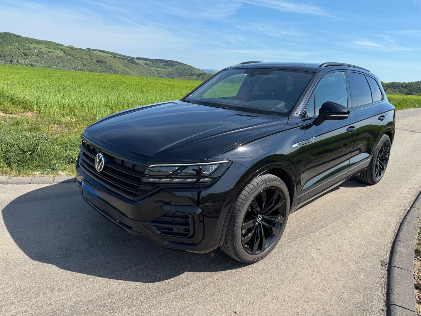 VW Touareg 3.0 V6 TDI 210kW 4MOT Tiptr. R-Line ...