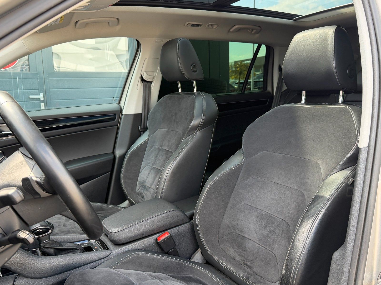 Fahrzeugabbildung SKODA Kodiaq 2.0 TSI Style *Pano*Standhzg*7Si*ACC*AHK*