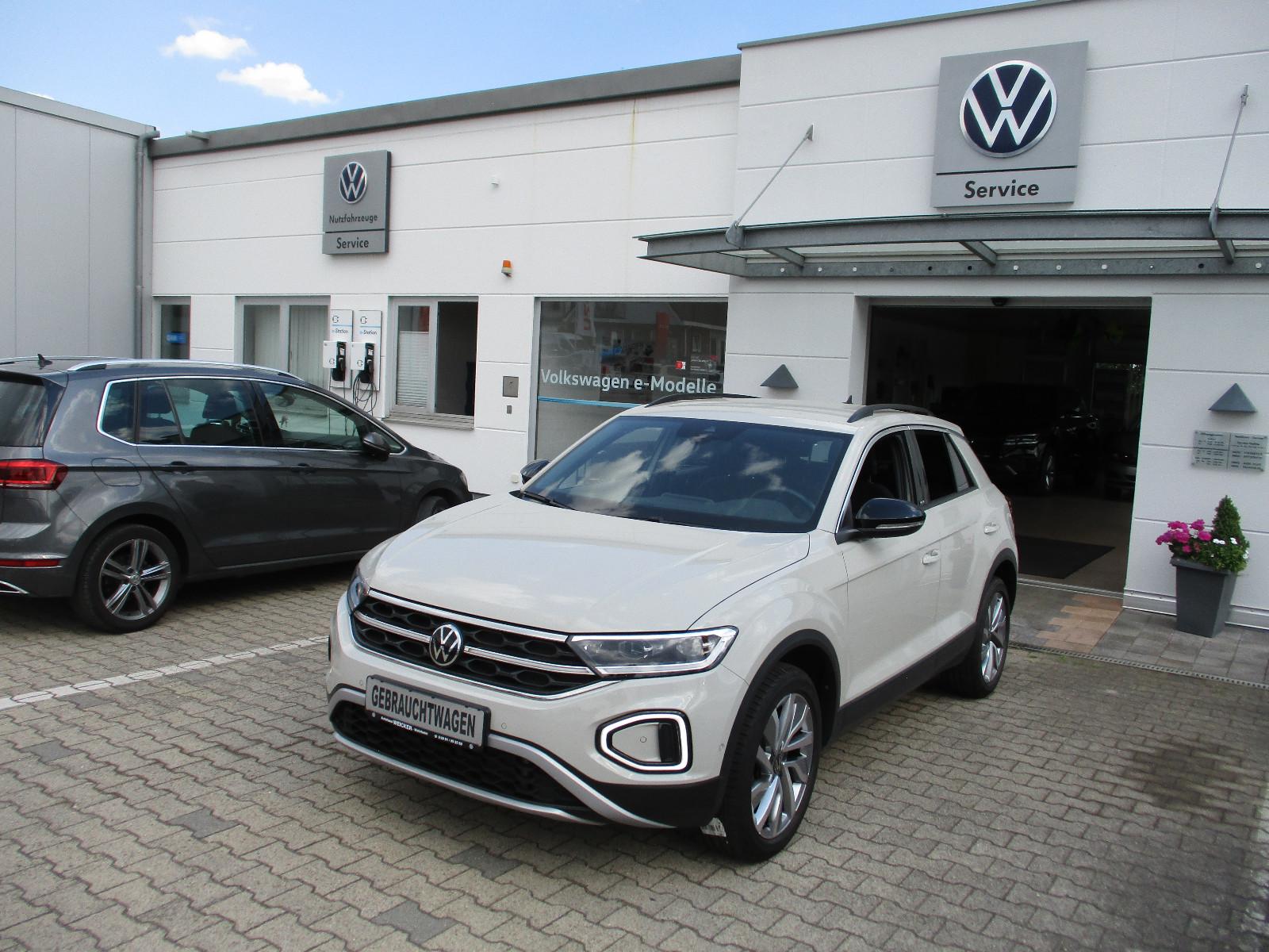 Volkswagen T-Roc Move DSG KAM LED ACC Navi APP-Connect