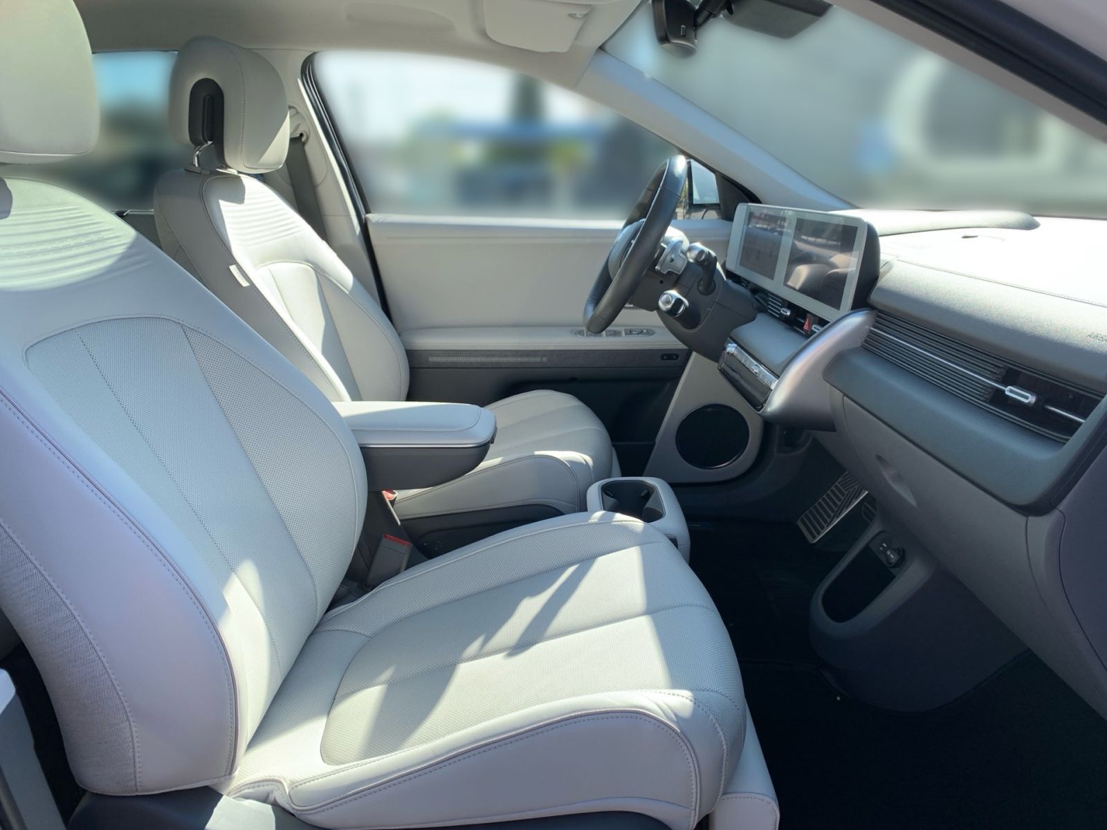 Fahrzeugabbildung Hyundai IONIQ 5 Uniq 72,6kWh Panorama Relax-Paket