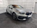 BMW 118 i Sport Line/Automatik - BMW 118 mit Benzin-Antrieb: Limousine, Automatik