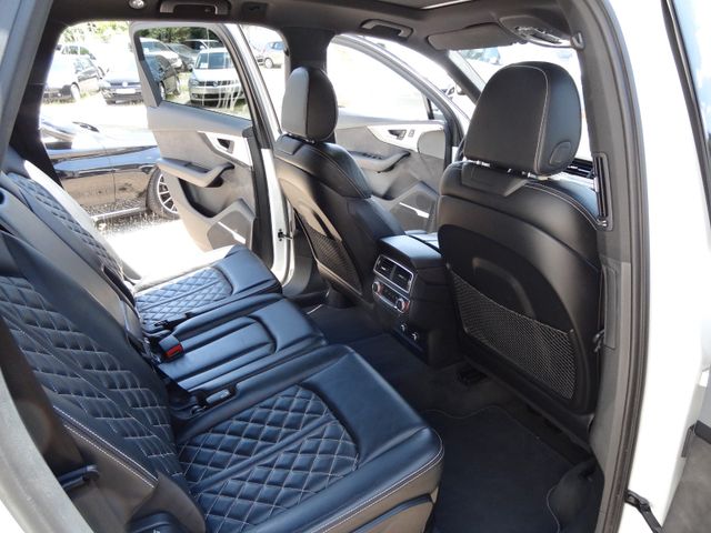 Fahrzeugabbildung Audi Q7 3.0TDI/HUD/Pano/StH/22-Zoll/1.Hd/AHK/3xS-Line