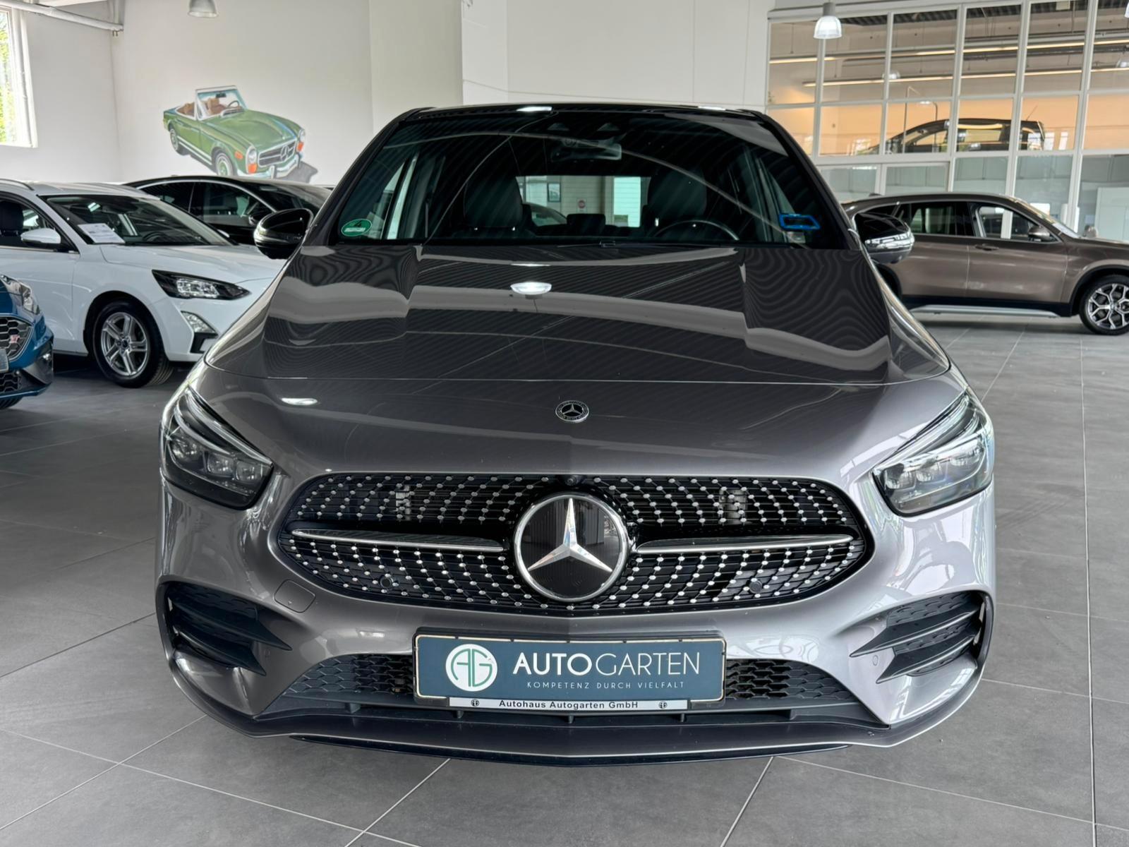 Mercedes-Benz B 250 4MATIC*AMG LINE*KAMERA*AUTOM*PANORAM*