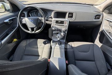 Volvo V60 - 11