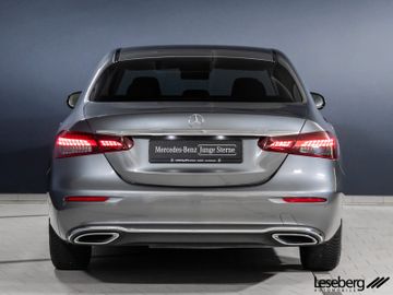 Mercedes E 200 - 6