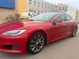 Tesla EU Model S 75 - autopilot, free charge possible  - rote Tesla Model S