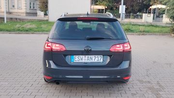Volkswagen Golf - 9