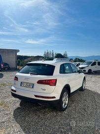 Audi Q5 - 2