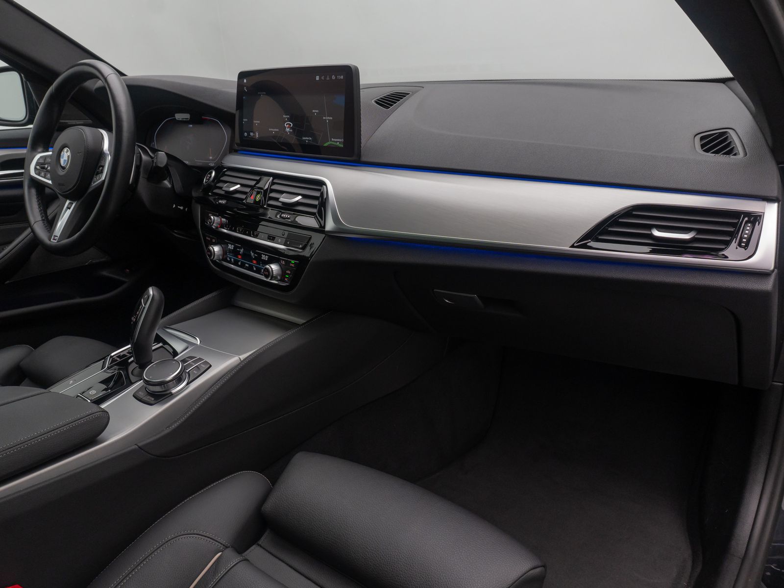 Fahrzeugabbildung BMW 540d xD M Sport Panoram Laser Kamera HUD DAB H/K