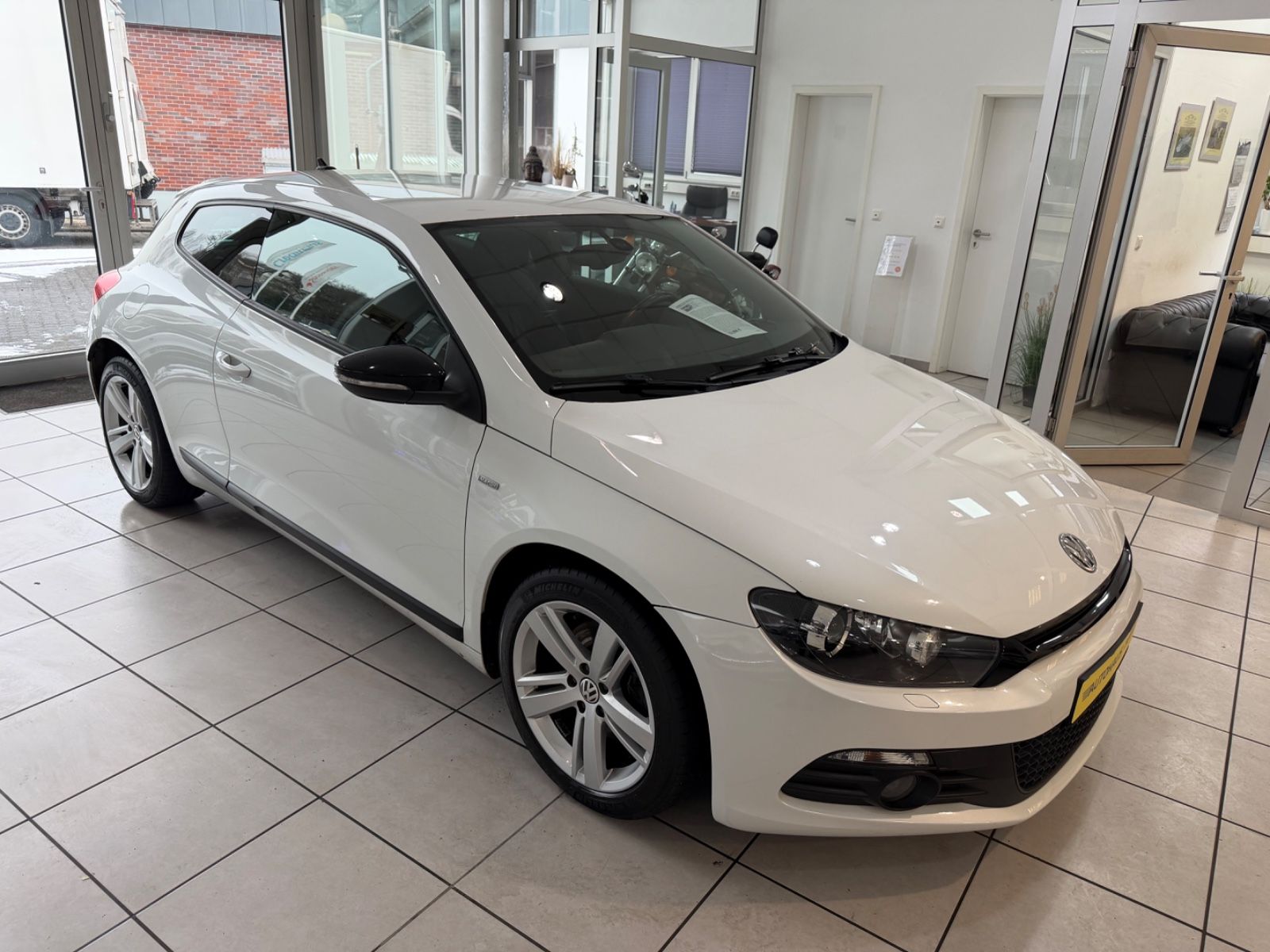 Fahrzeugabbildung Volkswagen Scirocco 2.0 TSI 155 kW Match