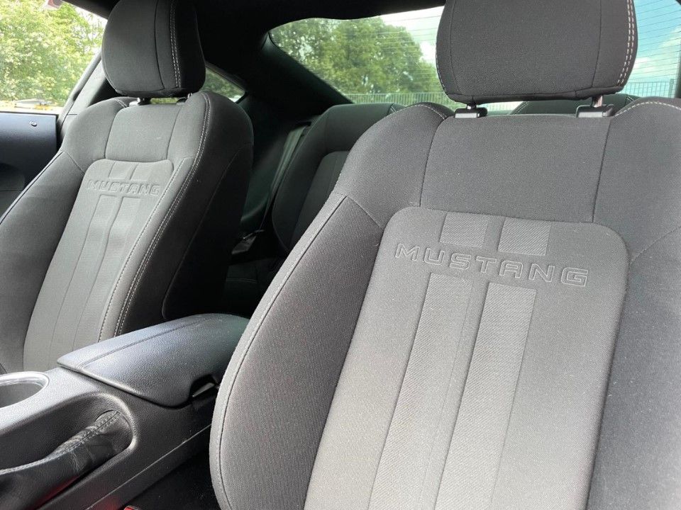 Fahrzeugabbildung Ford Mustang 5.0 V8 GT MY20 Facelift Schalter