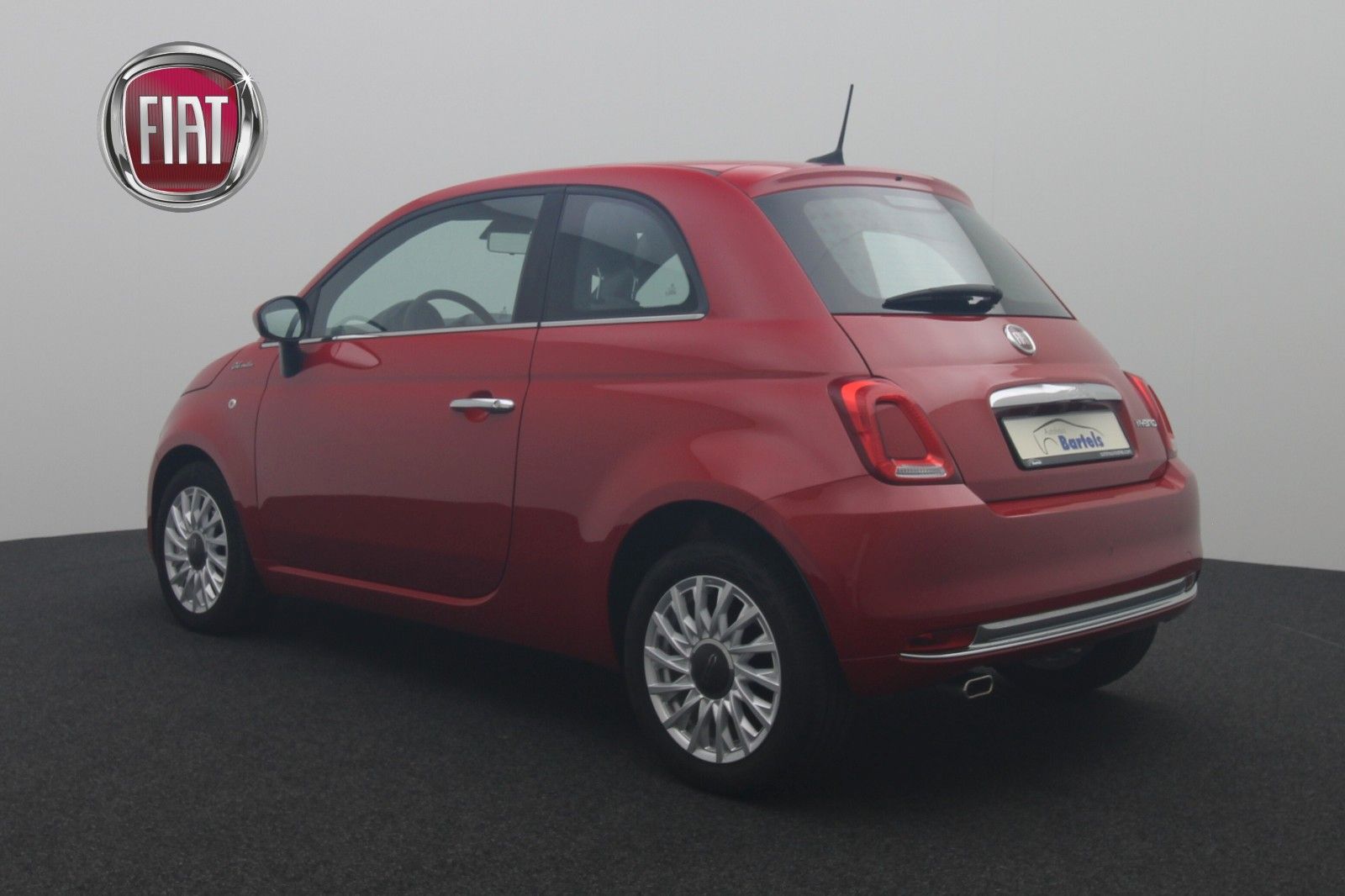 Fahrzeugabbildung Fiat 500 1.0 DolceVita