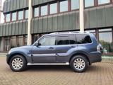 Mitsubishi Pajero Pajero 3.2 DI-D Instyle Nur 112 TKM-AHK-N - Mitsubishi Pajero mit Diesel-Antrieb: Automatik